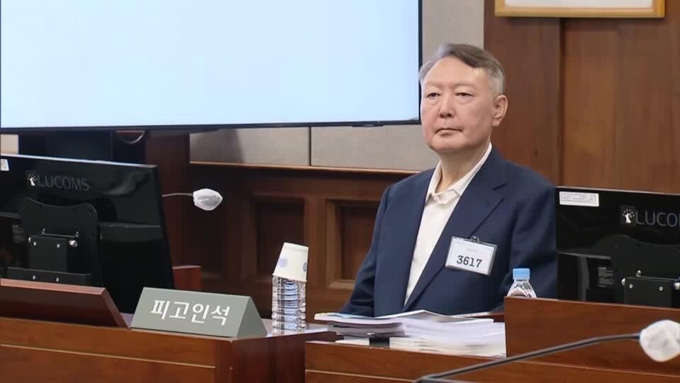 南韓前總統尹錫悅2024年12月試圖實施戒嚴，該行為被指違法，2026年1月13日遭檢方求處死刑。（圖／路透）