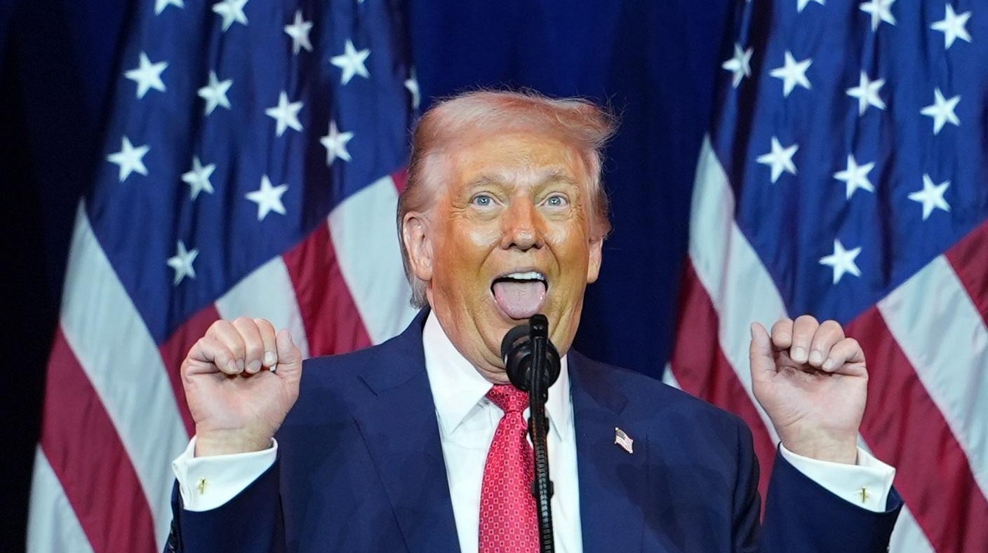 美國總統特朗普稱委內瑞拉展現尋求和平的姿態，因此他宣布取消原定對委第2波行動。（圖／美聯社）