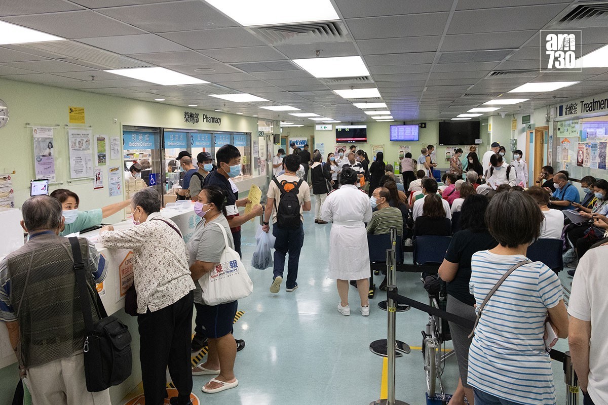 李夏茵稱,已盡量簡化醫療費用減免申請程序和加快流程。(資料圖片/蘇文傑攝)