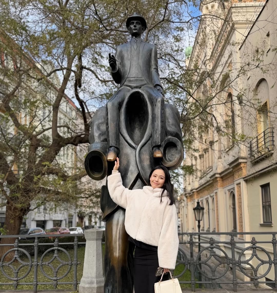 林婷婷2024年到訪歐洲旅行。