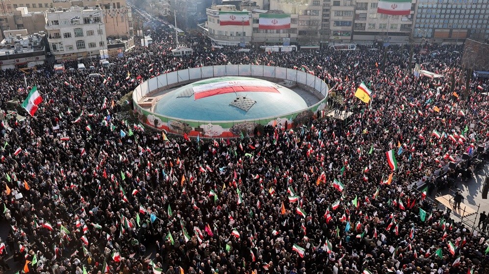 伊朗稱反政府示威受控，特朗普：對伊朗貿易夥伴加徵25%關稅稅。(Reuters)