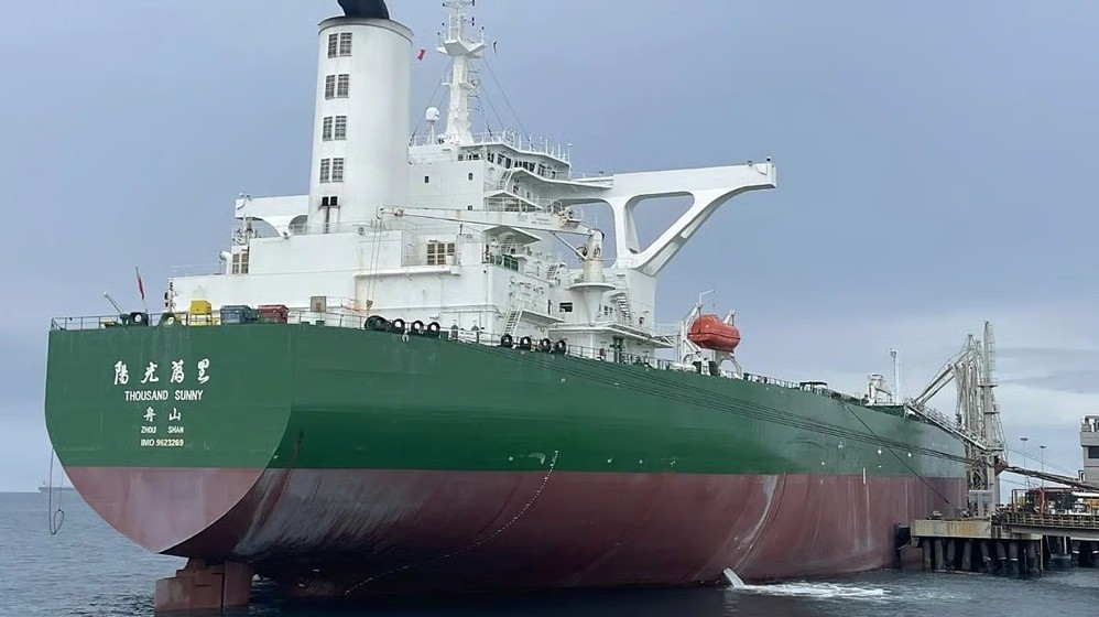 中國2超級油輪掉頭返航，委內瑞拉原油短期難直供中國。(網上圖片)