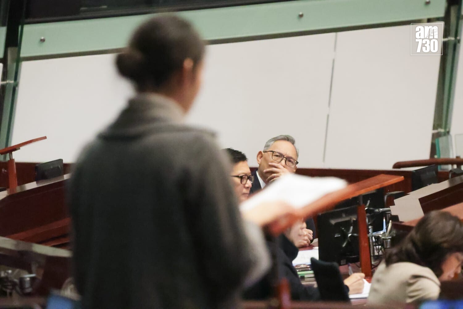 旅遊界議員江旻憓第一次於立法會發言，她關注居民在事件後的心理創傷