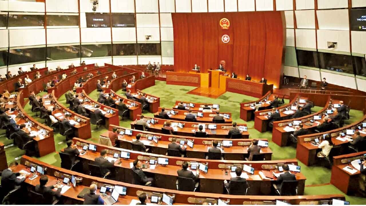 新一屆立法會召開首次大會，討論災後支援及重建工作。(吳康琦攝)