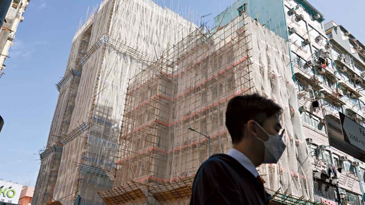 立法會昨召開首次大會，當局提出多項維修工程的改革建議。