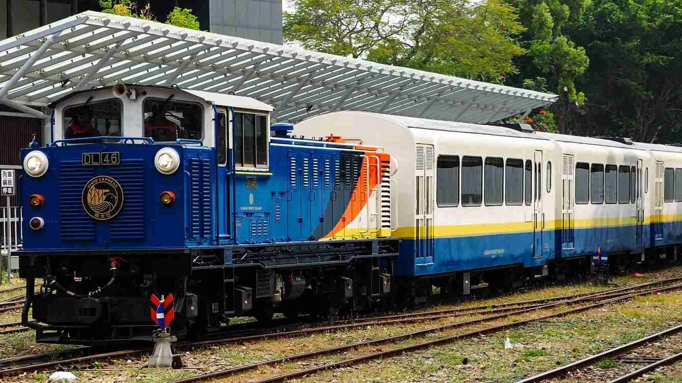 AD 2col MK 雄獅旅遊