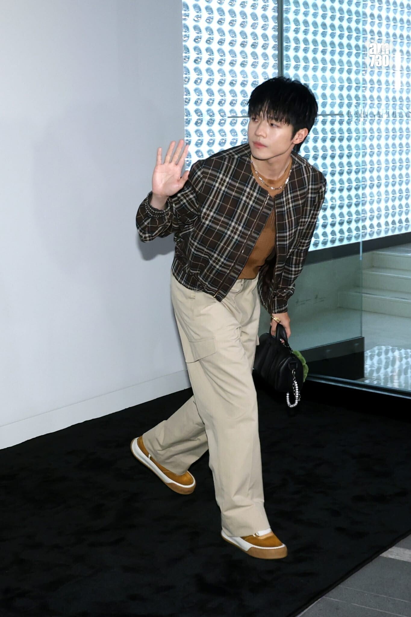 36a74613 d955 4d53 aa3c da63c95cefe6