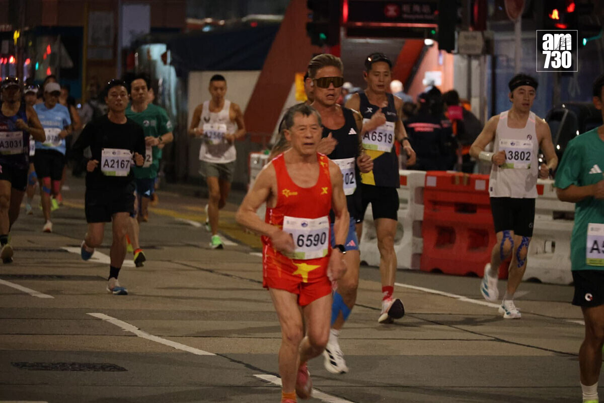 香港馬拉松1月18日舉行，全馬和半馬跑手會途經旺角。(鍾式明攝)