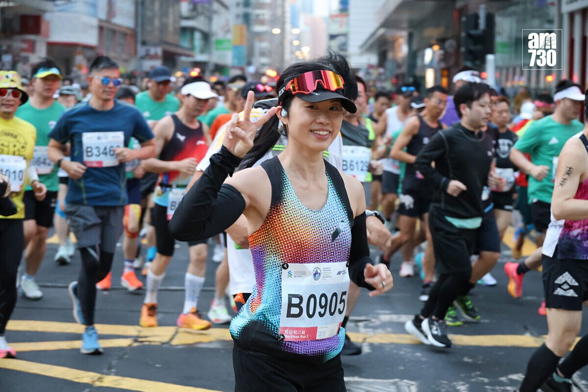 香港馬拉松1月18日舉行，全馬和半馬跑手會途經旺角。(鍾式明攝)