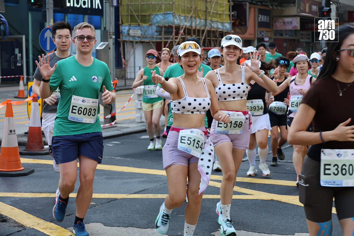 香港馬拉松1月18日舉行，全馬和半馬跑手會途經旺角。(鍾式明攝)