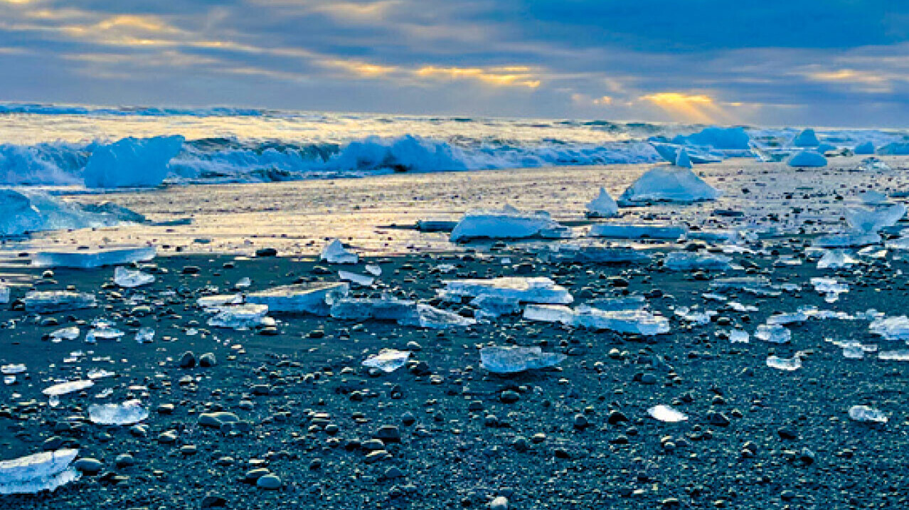 冰島 黑沙灘 Reynisfjara Beach