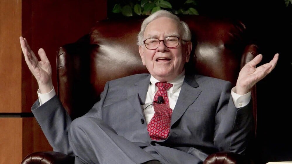 巴菲特要子女10年內捐出1500億美元，小兒子坦言：我想退出。(AP)