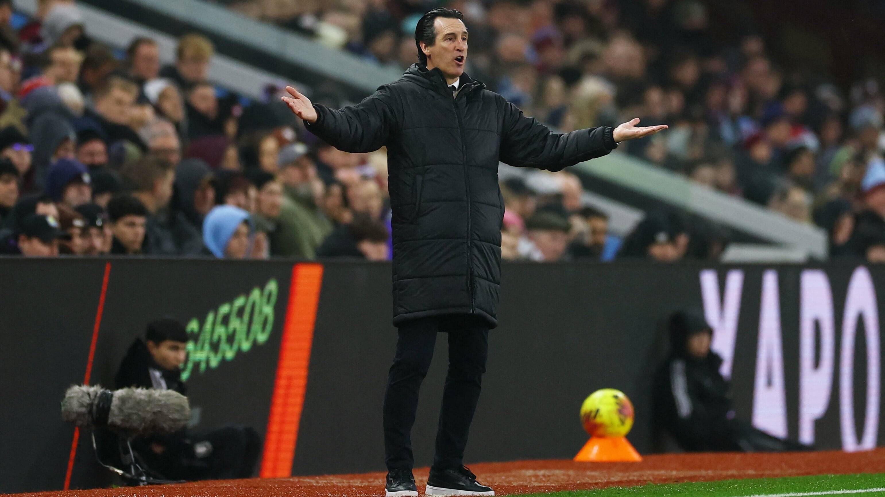 2026 01 18T165716Z 147594198 UP1EM1I1B3ECY RTRMADP 3 SOCCER ENGLAND AVL EVE