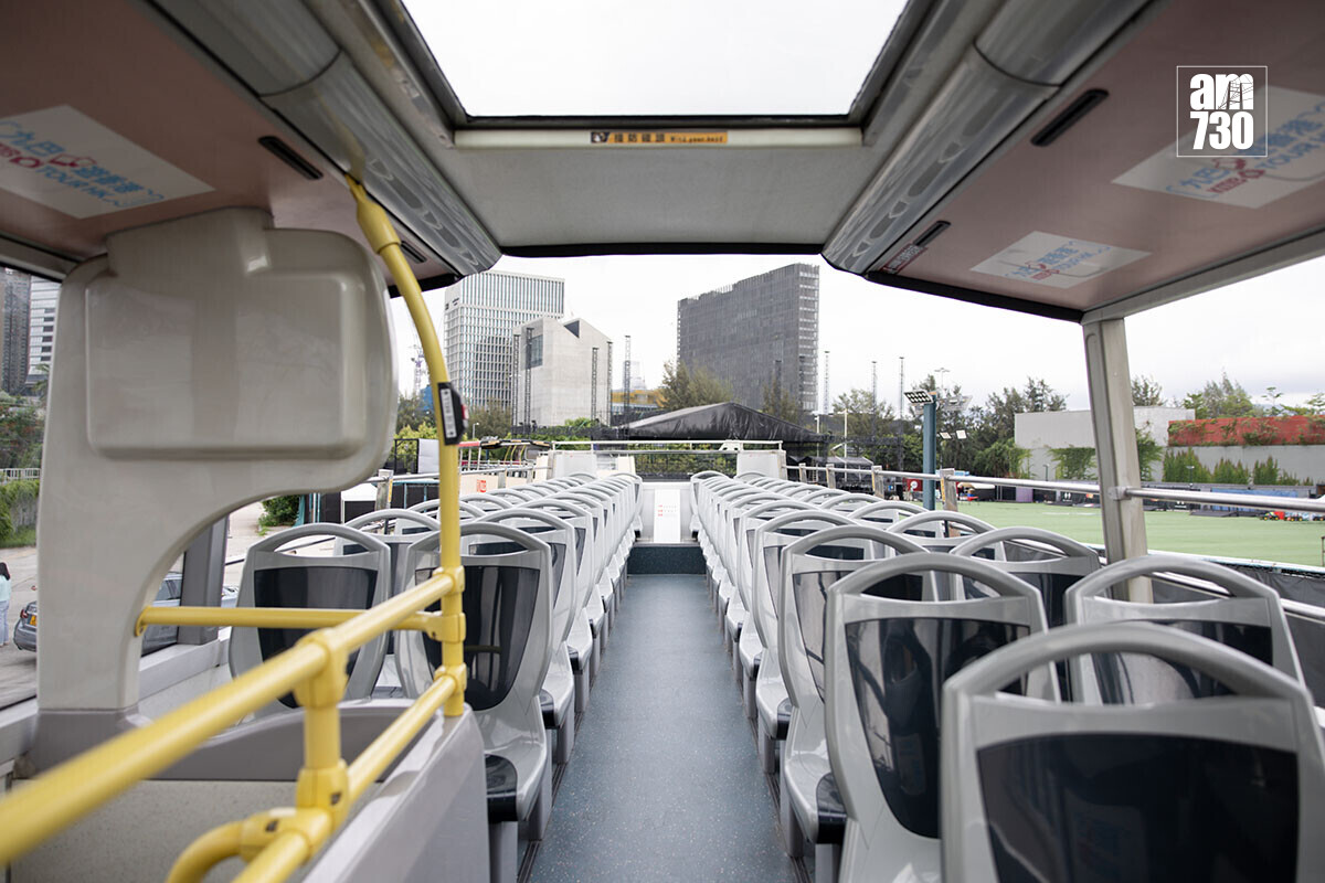 強制佩戴安全帶的新法例，只規定座位裝有安全帶時必須佩戴。(資料圖片／周令知攝)