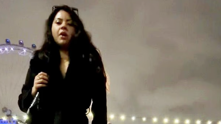 手機被搶的一刻。(互聯網)