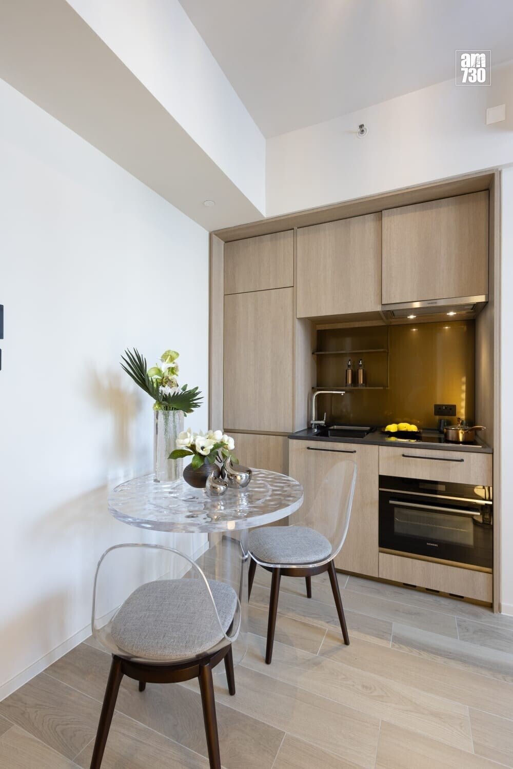 柏蔚森現樓示範單位｜兩房連開放式廚房間隔 有裝無裝同時睇 (多圖有片)｜啟德新盤