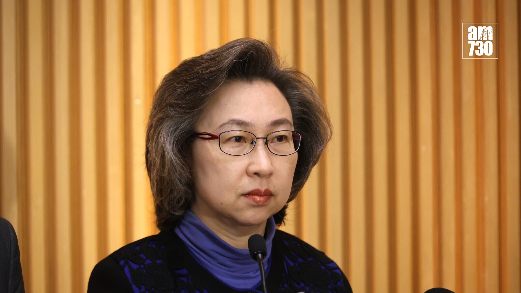 政府冒牌水｜楊何蓓茵：前物流署長陳嘉信無疏忽　但撤回向他頒授銀紫荊星章 (林俊源攝)