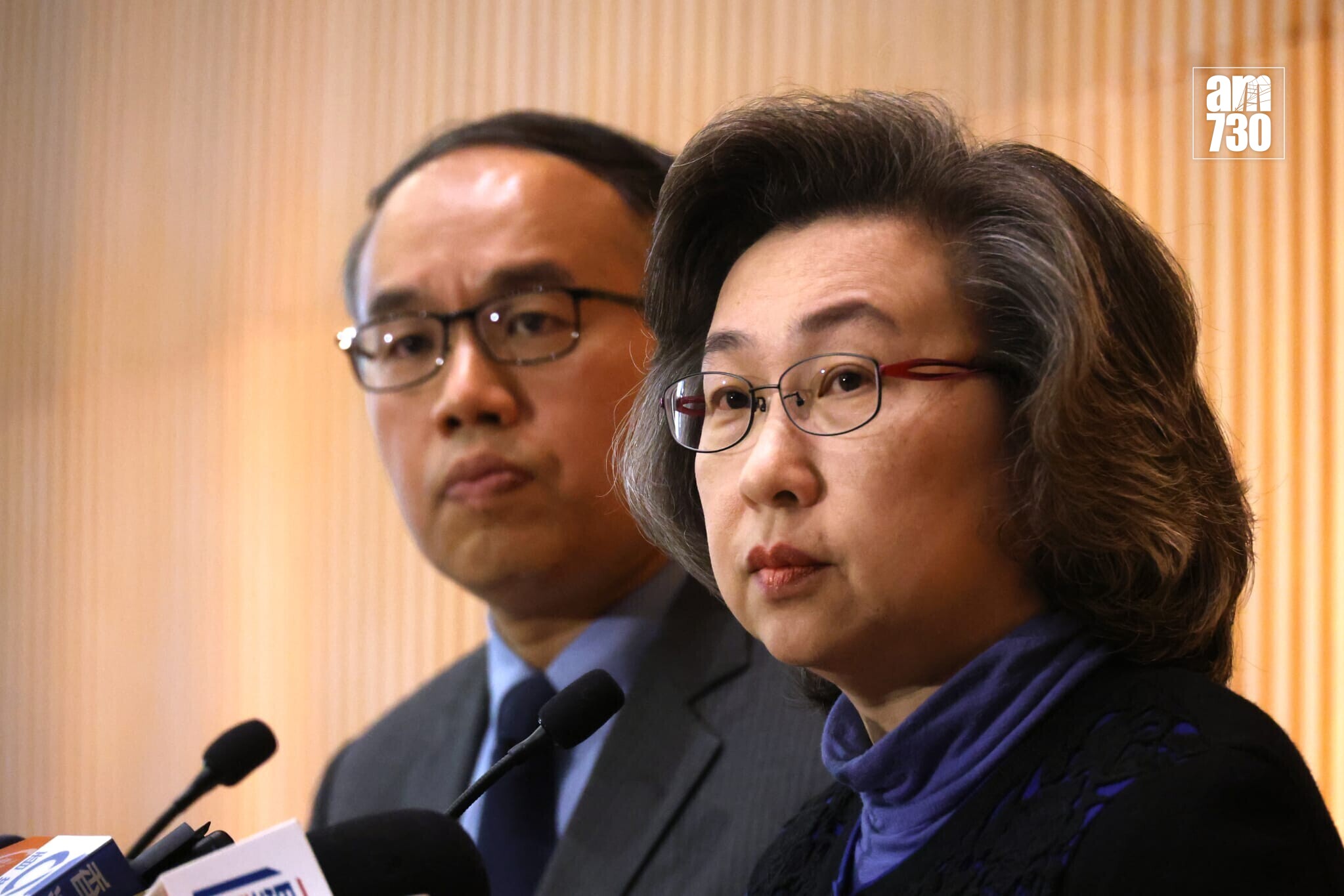 政府冒牌水｜楊何蓓茵：前物流署長陳嘉信無疏忽　但撤回向他頒授銀紫荊星章