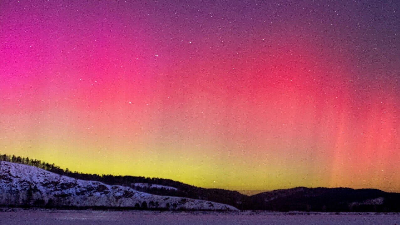 黑龍江極光｜20年最強磁暴 神州北極村紅綠交織 （新華）