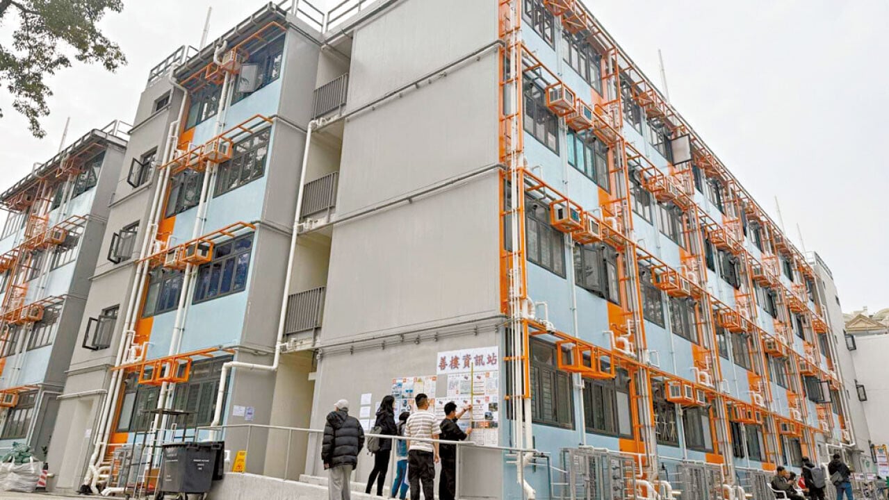 善導會管理的善樓因不准宏福苑災民帶走受捐贈家電，因而被揭幹事薪酬高企。(網上圖片)