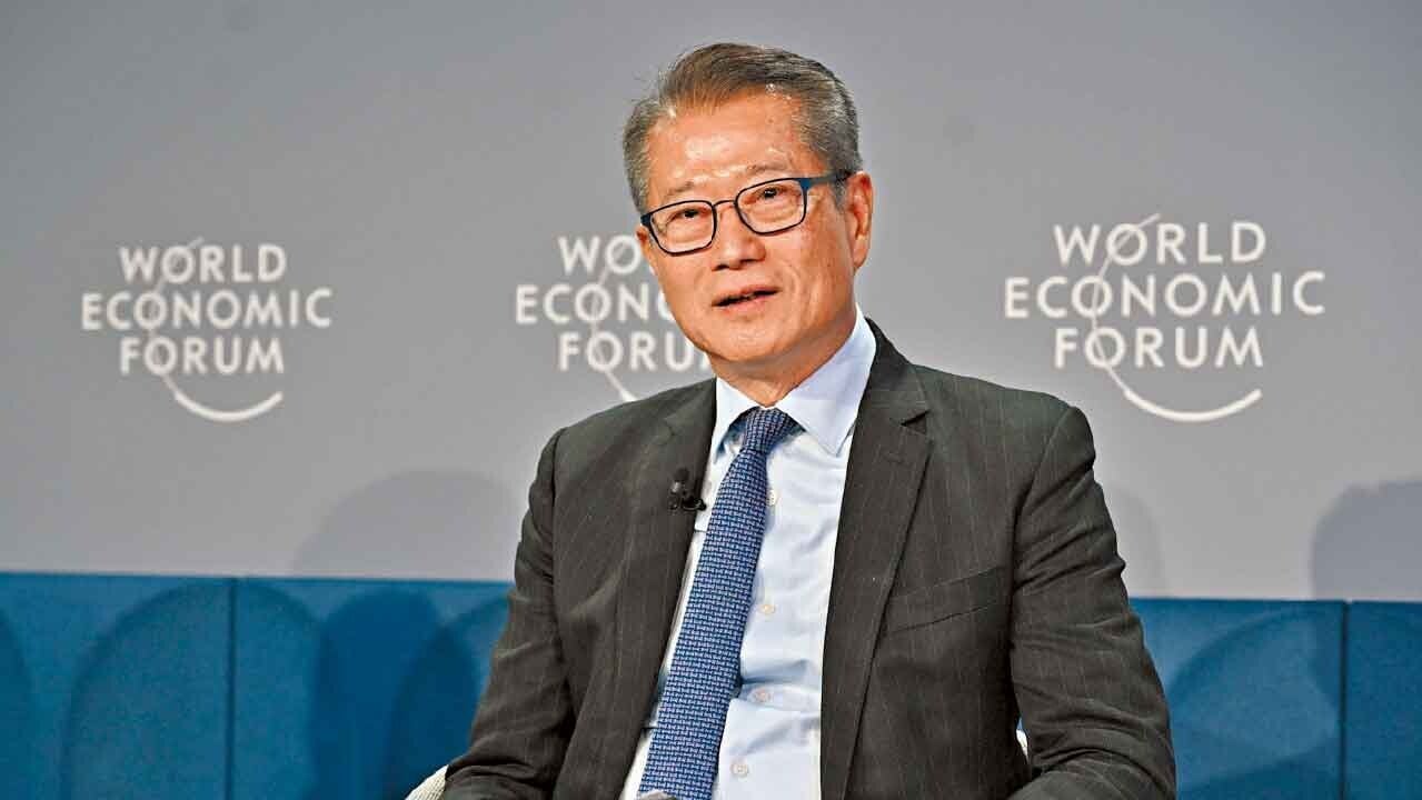 陳茂波提到，世界經濟論壇年會的各地領袖對中國內地和香港的經濟發展與展望，普遍「相當正面」。(陳茂波網誌)