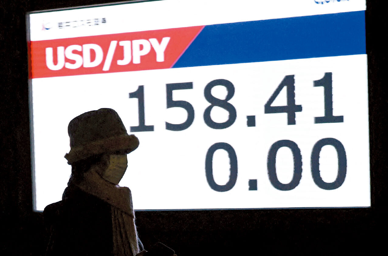 日圓上周在逼近160兌一美元的關口前，突掉頭急升。(資料圖片)
