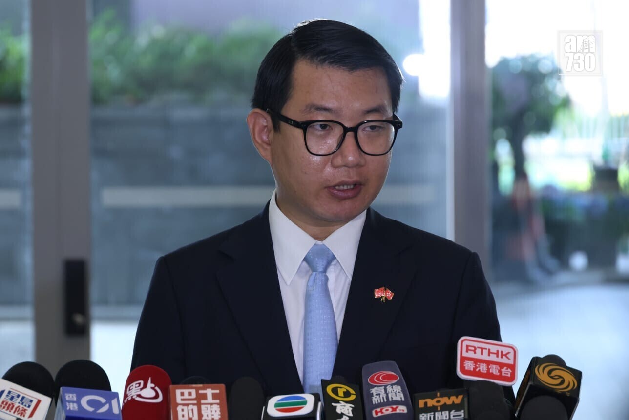 立法會議員吳英鵬