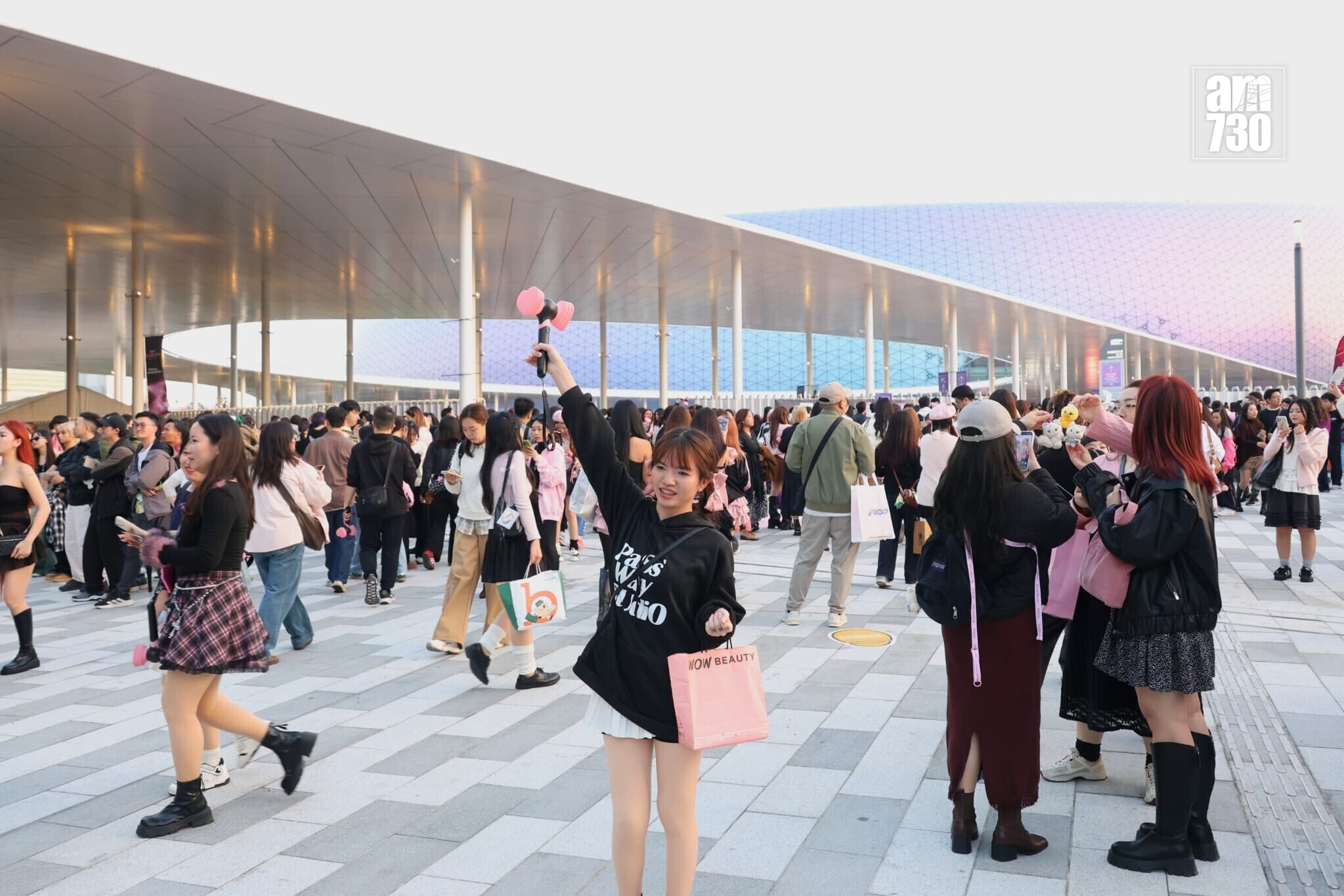 韓國女團BLACKPINK一連3日在啟德主場館舉行演唱會，吸引不少粉絲來港。(林俊源攝)