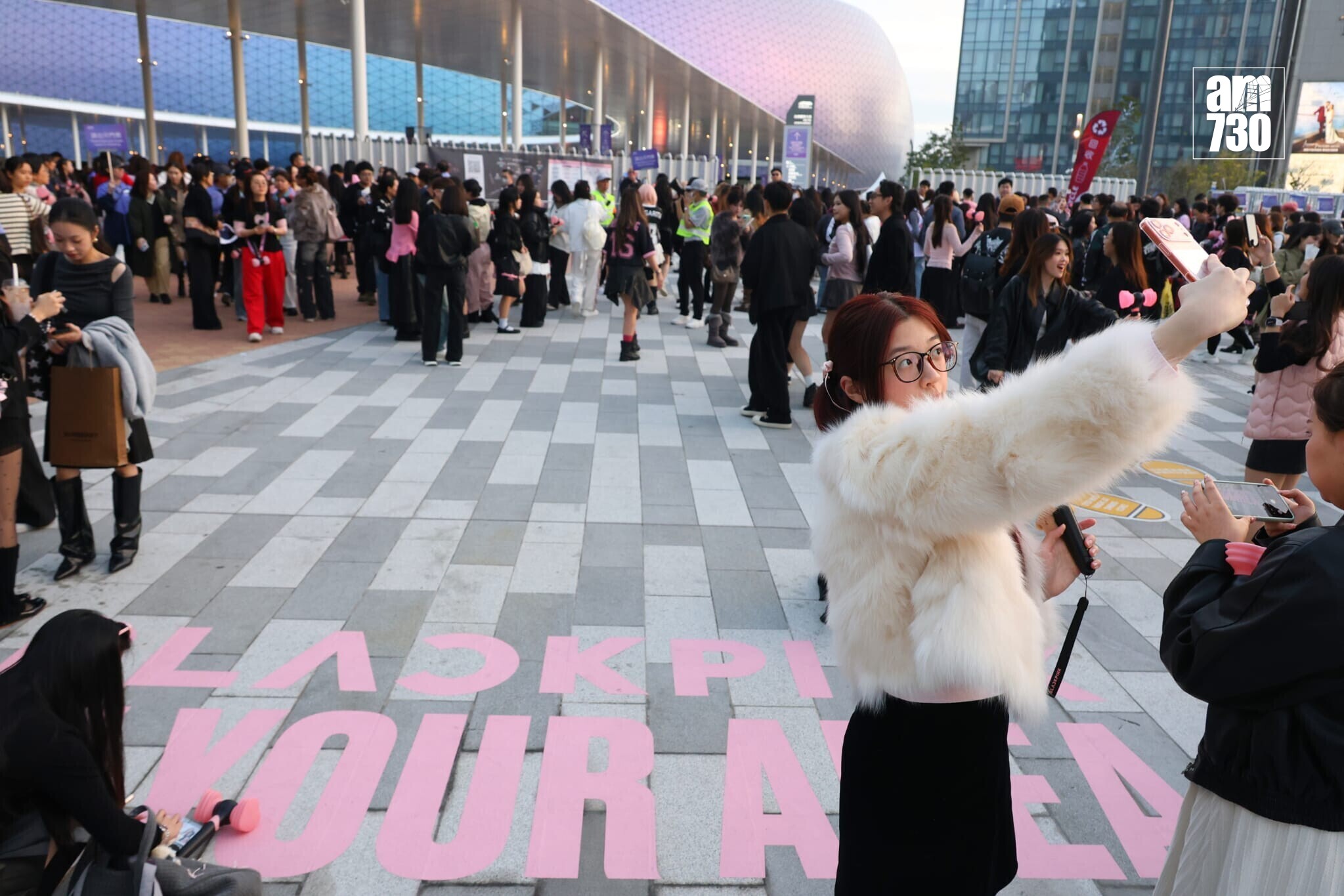 韓國女團BLACKPINK一連3日在啟德主場館舉行演唱會，吸引不少粉絲來港。(林俊源攝)
