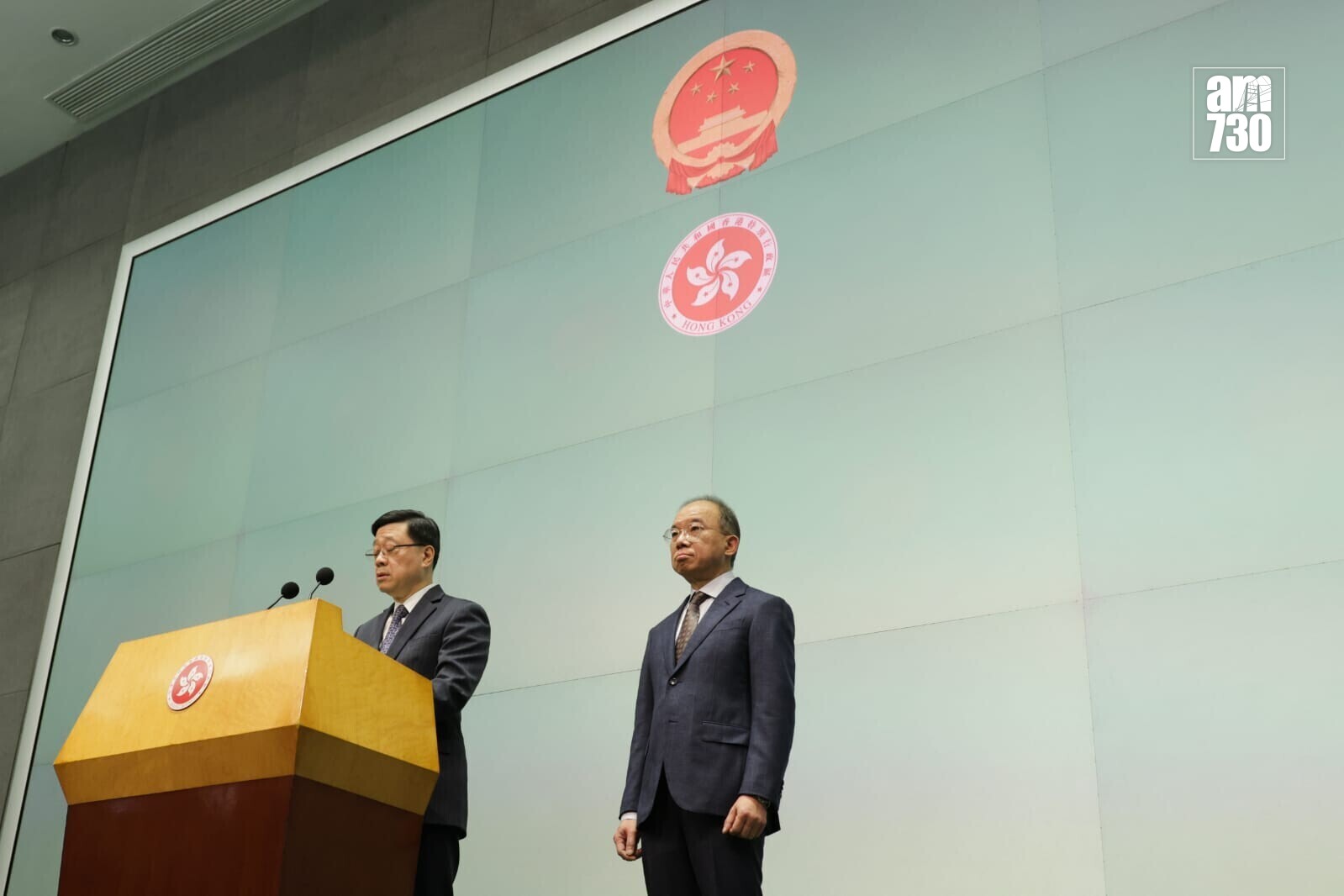 政制及內地事務局局長曾國衞指因前列腺癌指數持續上升，經治療後無甚改善，與家人及醫生商量後決定請辭(吳康琦攝)