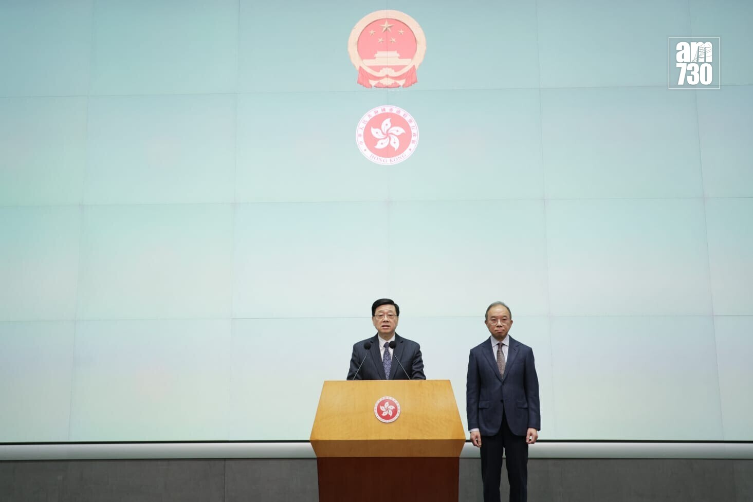 政制及內地事務局局長曾國衞指因前列腺癌指數持續上升，經治療後無甚改善，與家人及醫生商量後決定請辭(吳康琦攝)