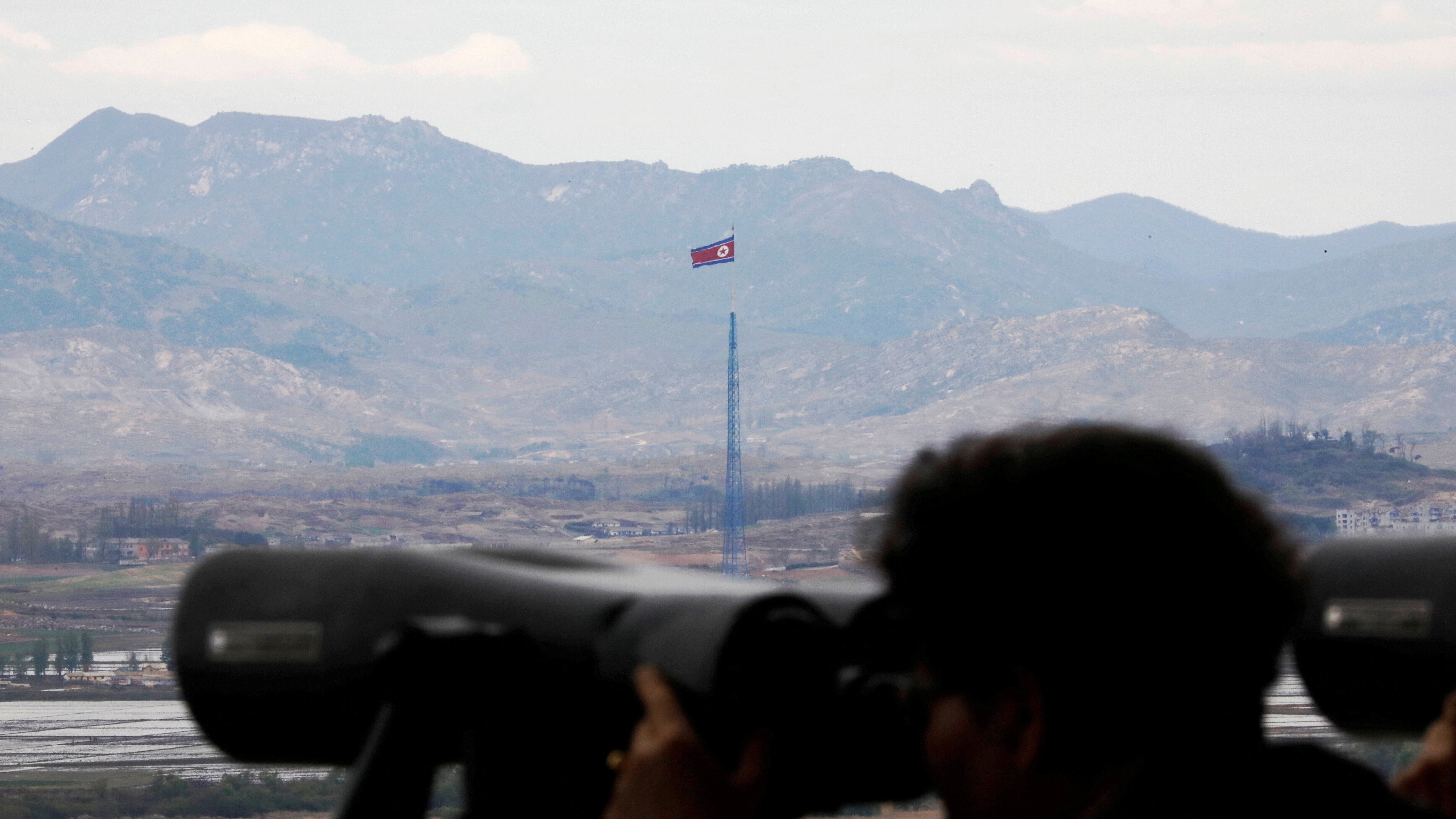 2026 01 12T034818Z 1897570493 RC2EZIA9857Y RTRMADP 3 NORTHKOREA SOUTHKOREA