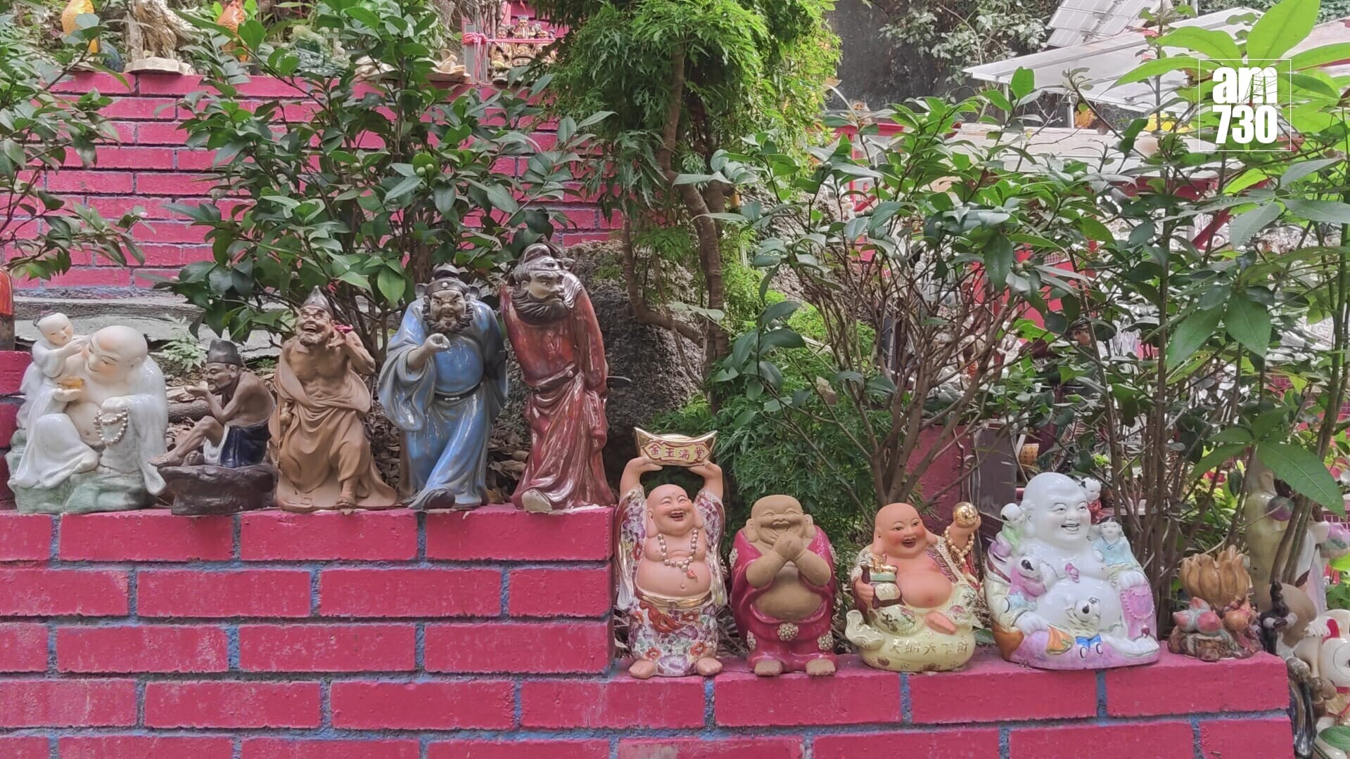 主教山官地僭建猖獗，「管理者」認違法反指政府無正視居民需求。(鍾式明攝)