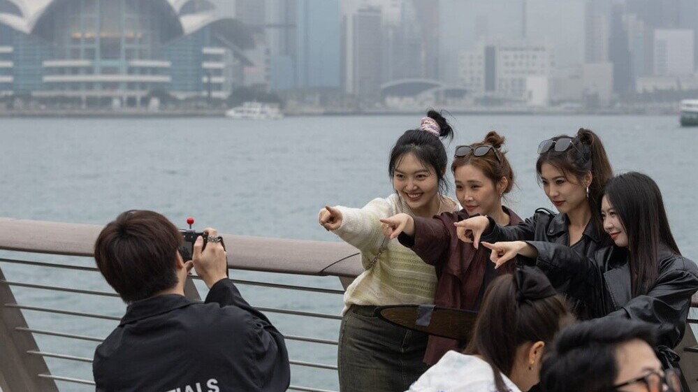 今日氣溫徘徊約19度，料未隨後一兩日市區最低約14至15度。(資料圖片)