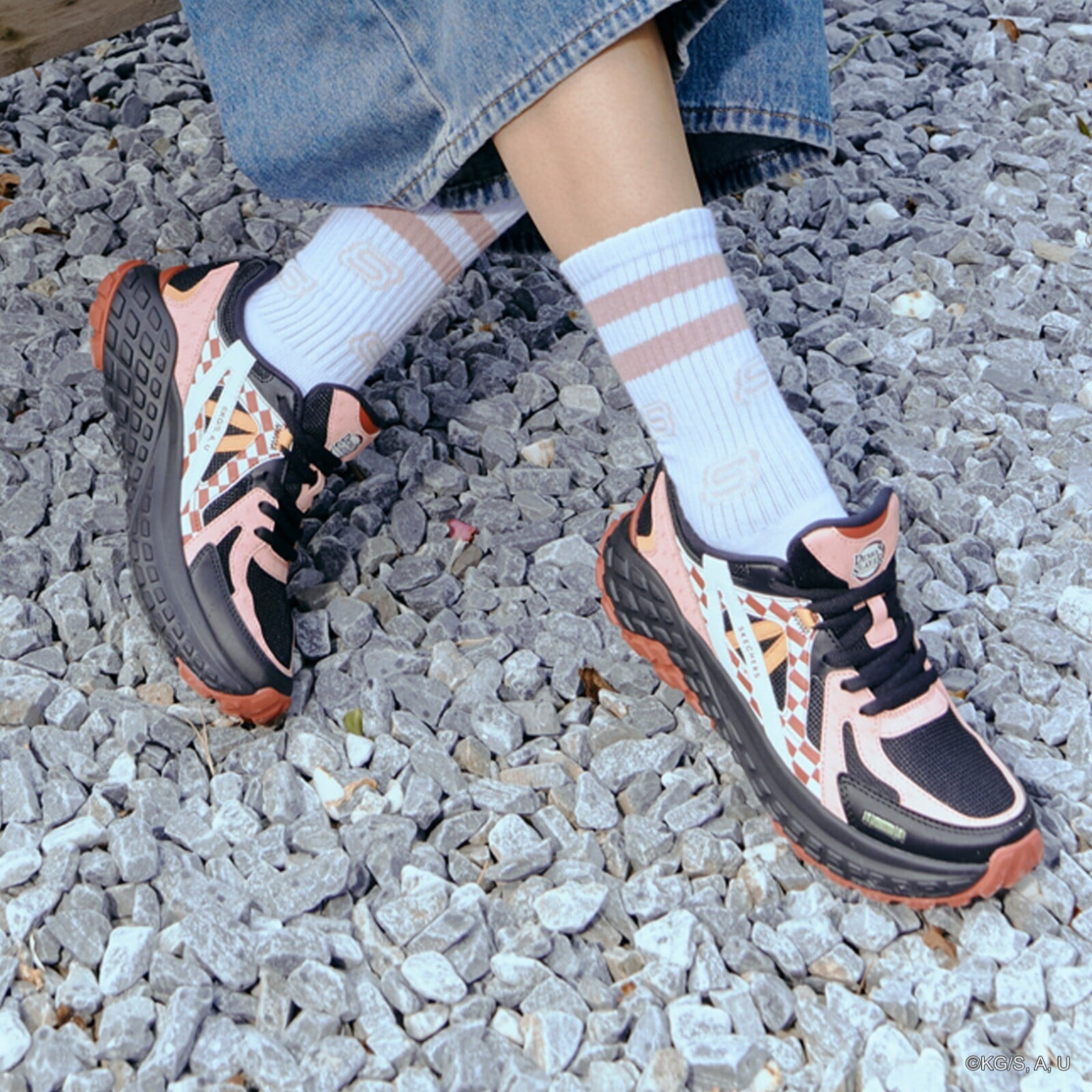 SKECHERS x《鬼滅之刃》– SKECHERS Monster Evo 系列禰豆子鞋款