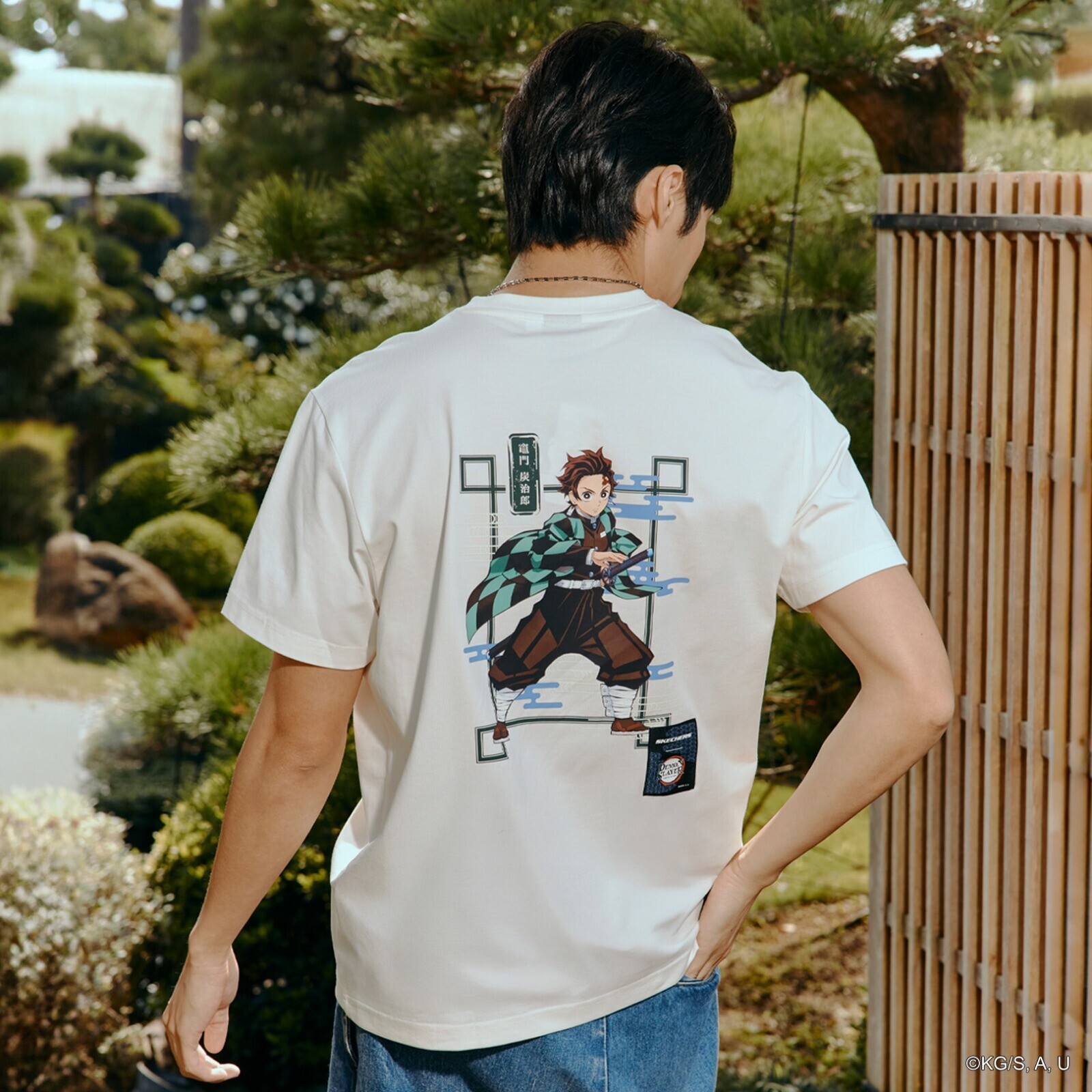 SKECHERS x《鬼滅之刃》– 短袖T恤系列