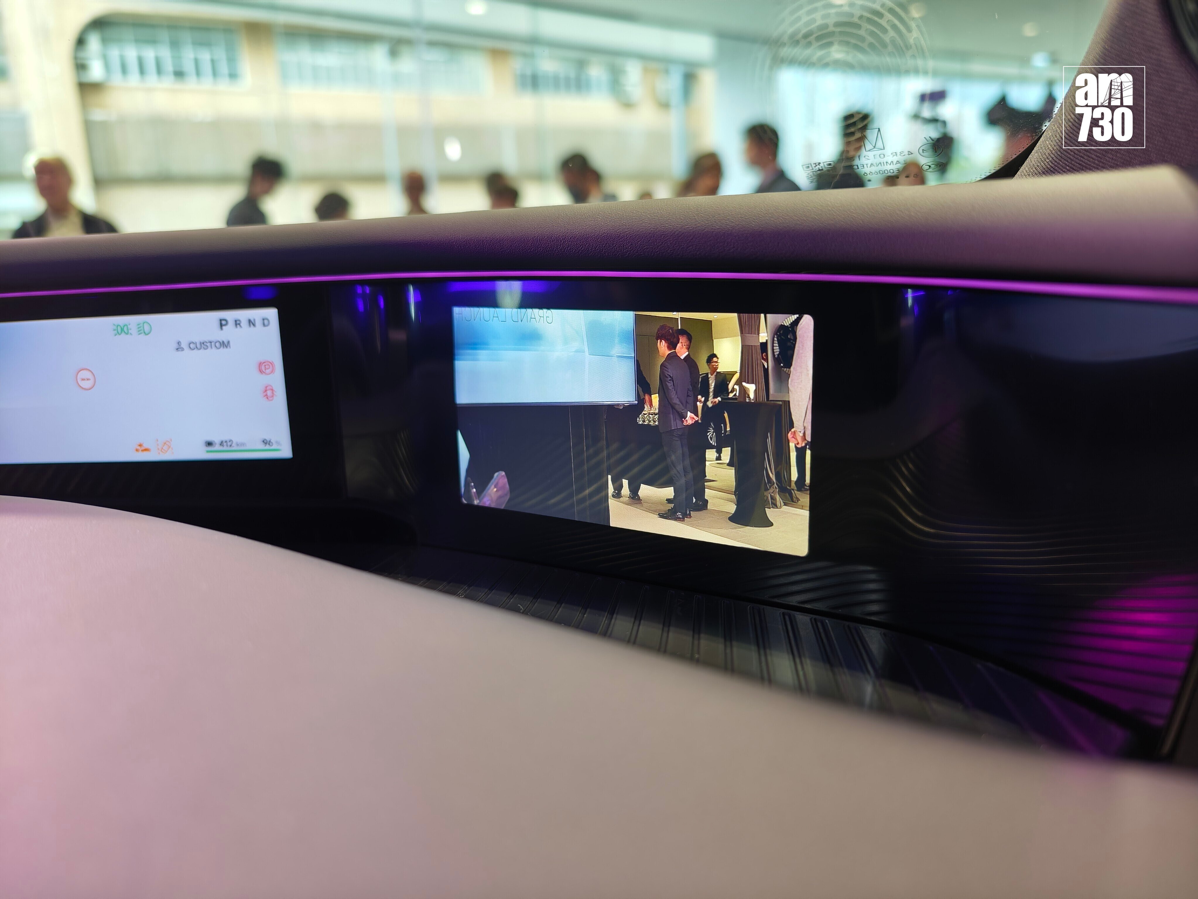 電動車｜雙6.7吋高清外後視側鏡屏幕為選配項目。