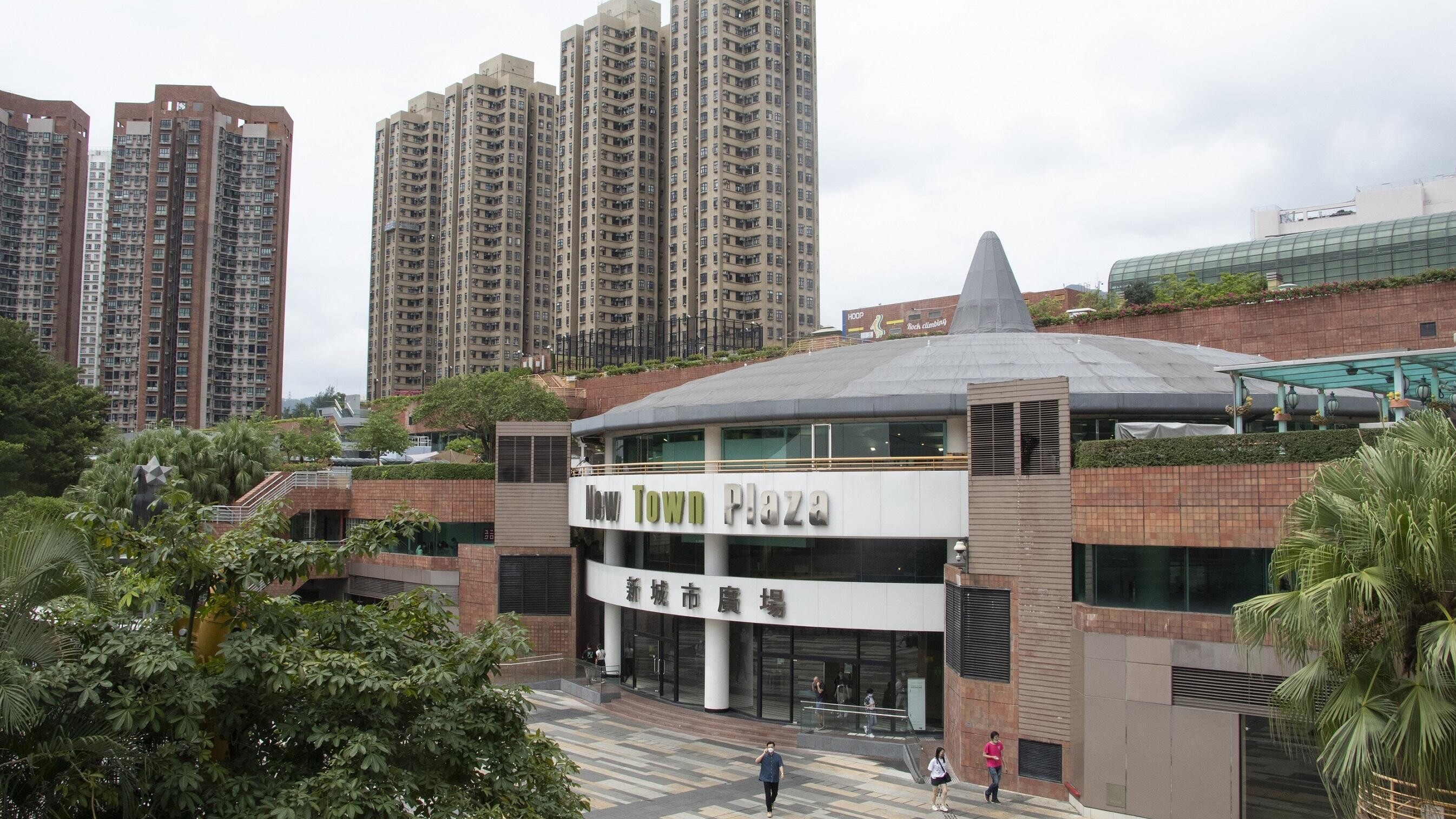 男子沙田新城市廣場偷去3件女裝。
