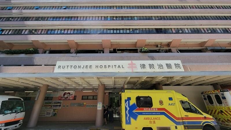 鐵騎士送往律敦治醫院搶救，惜證實不治。(資料圖片)