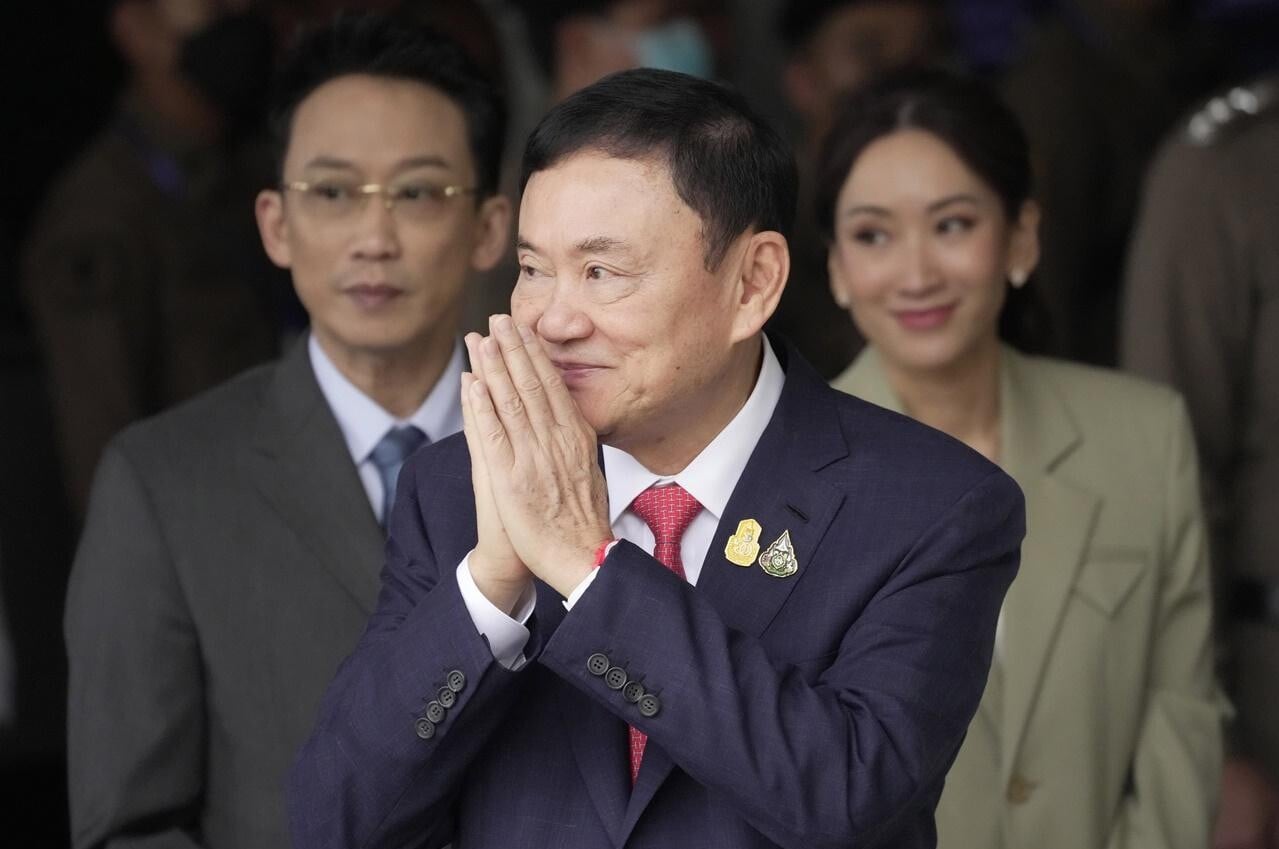 泰國司法部長魯塔蓬表示，根據泰王哇集拉隆功頒布的特赦令，前總理他信符合條件，將獲得特赦，其剩餘3個月刑期周三起完全解除。(資料圖片)