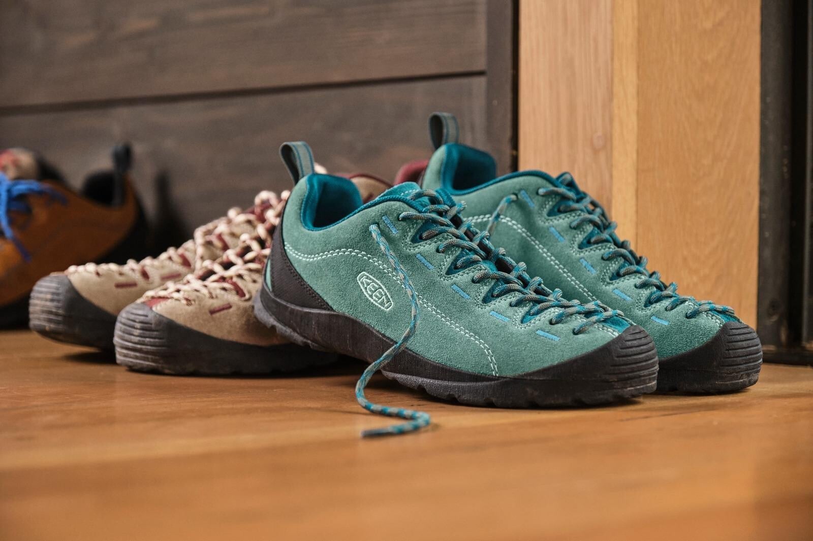 行山鞋｜KEEN JASPER x Omas Hände 15周年紀念聯乘款 以經典之名喚醒山系靈魂