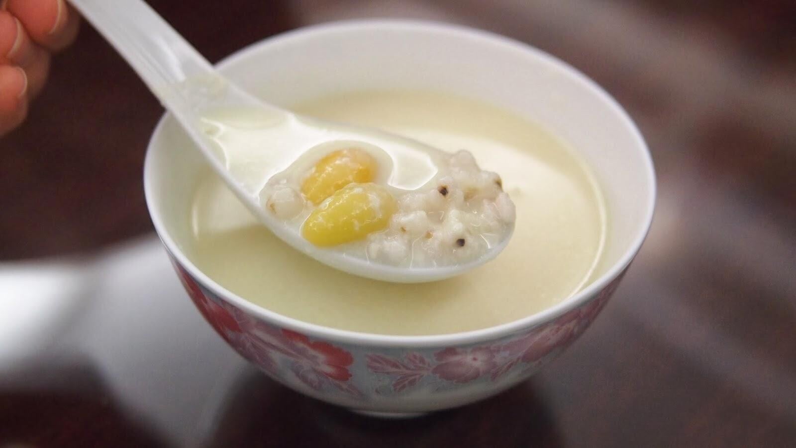 第二名:腐竹雞蛋糖水 280卡路里