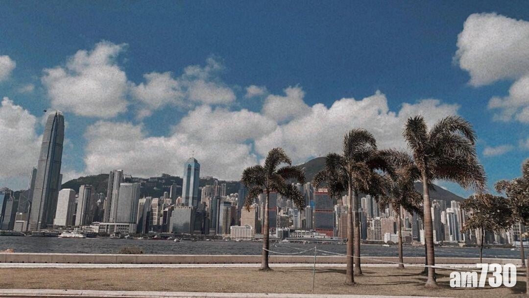 中秋節好去處|西九海濱長廊交通方便。(IG: xx.eimmay_)