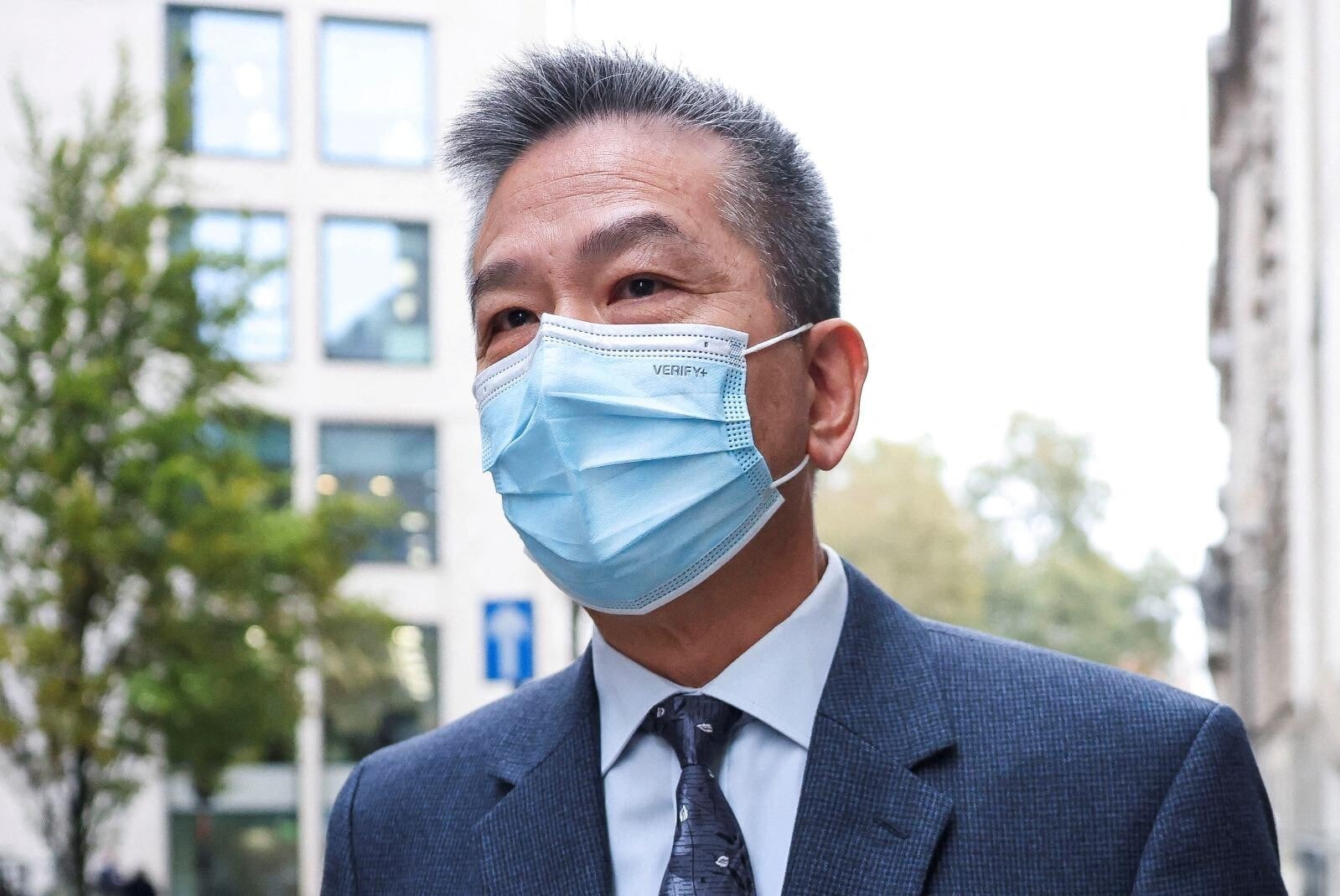 特區政府駐倫敦經貿辦行政經理袁松彪(圖)、前英國邊防人員衛志樑,被控違反英國國安法,早前分別被判入獄8年及10年。