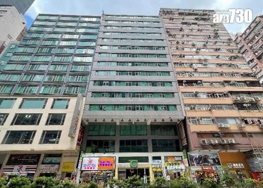 位於油麻地彌敦道的「Casa Hotel」貼出通告,宣布結束營業(資料圖片)