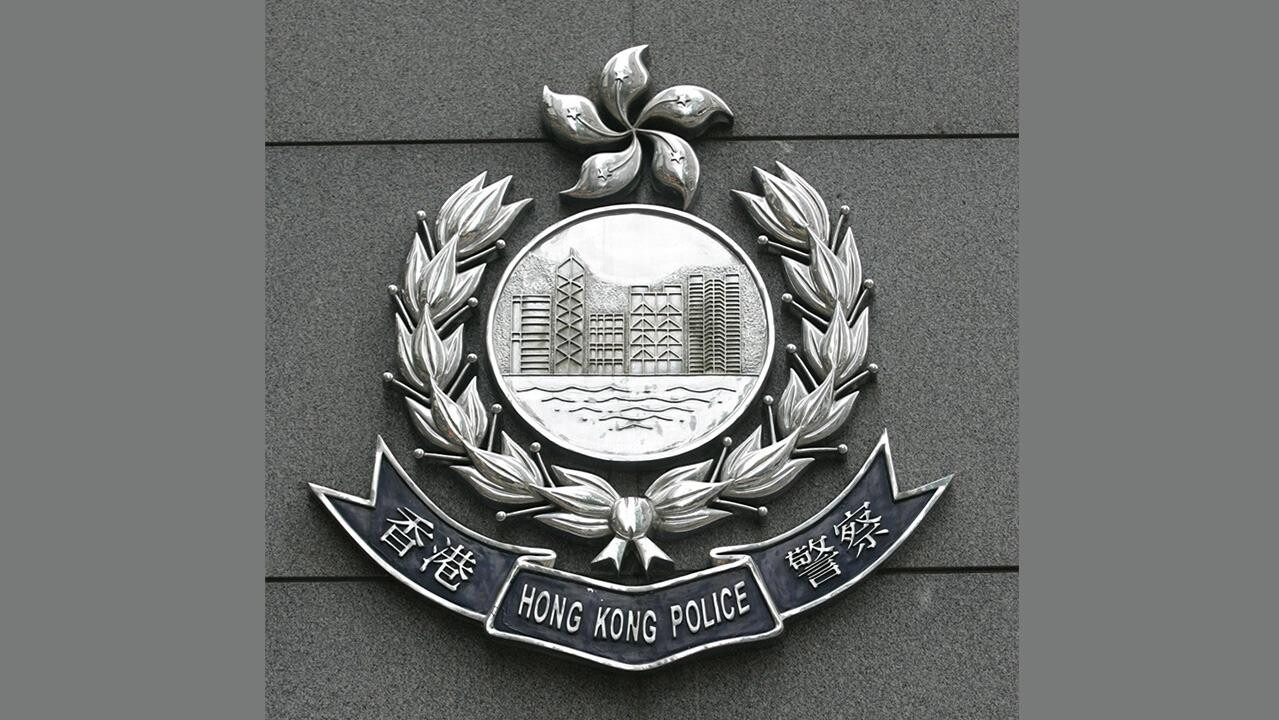 大圍兩足浴店疑拒付「保護費」遭打爆玻璃　警列刑毀緝兇