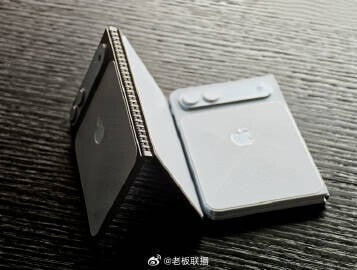 iPhone Fold 摺機模型(數位閒聊站)