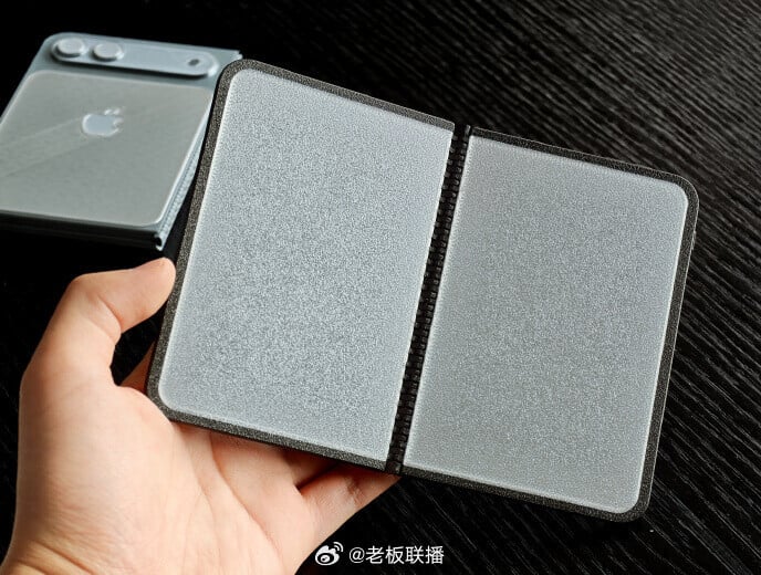 iPhone Fold 摺機模型(數位閒聊站)