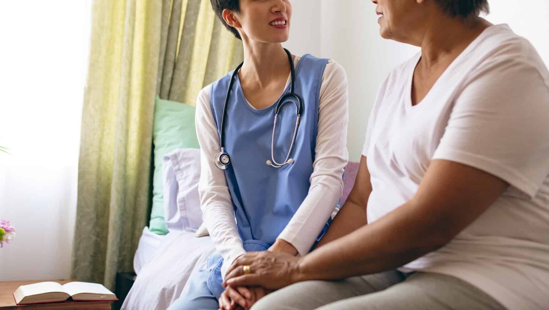 孫瑜醫生呼籲，若出現記憶力明顯退步、工作表現下降、處理事情變慢、判斷力改變等狀況，且已影響到生活或工作，應及早就醫評估。