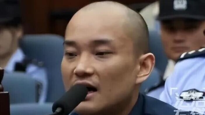 《央視》曝光白應蒼當庭懺悔畫面。（圖／翻攝《網易》）